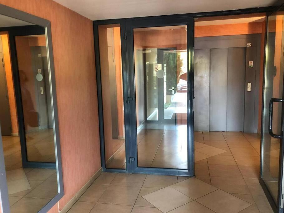 Appartement Cosy, Calme, Lumineux, Balcon, Parking 萨尔拉拉卡内达 外观 照片